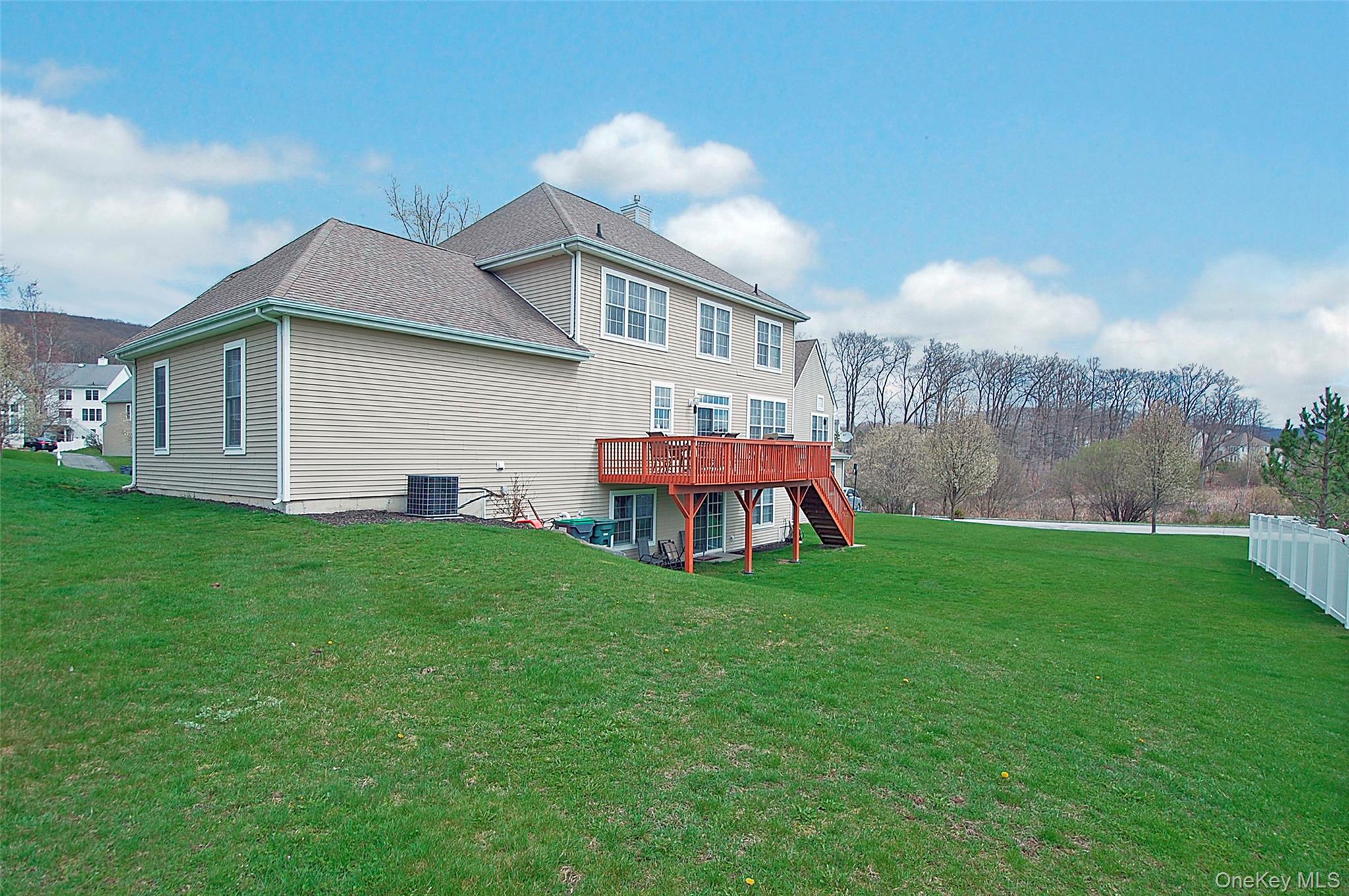 #4 photo, 3 Moorefield Circle, Highland Mills , NY 10930