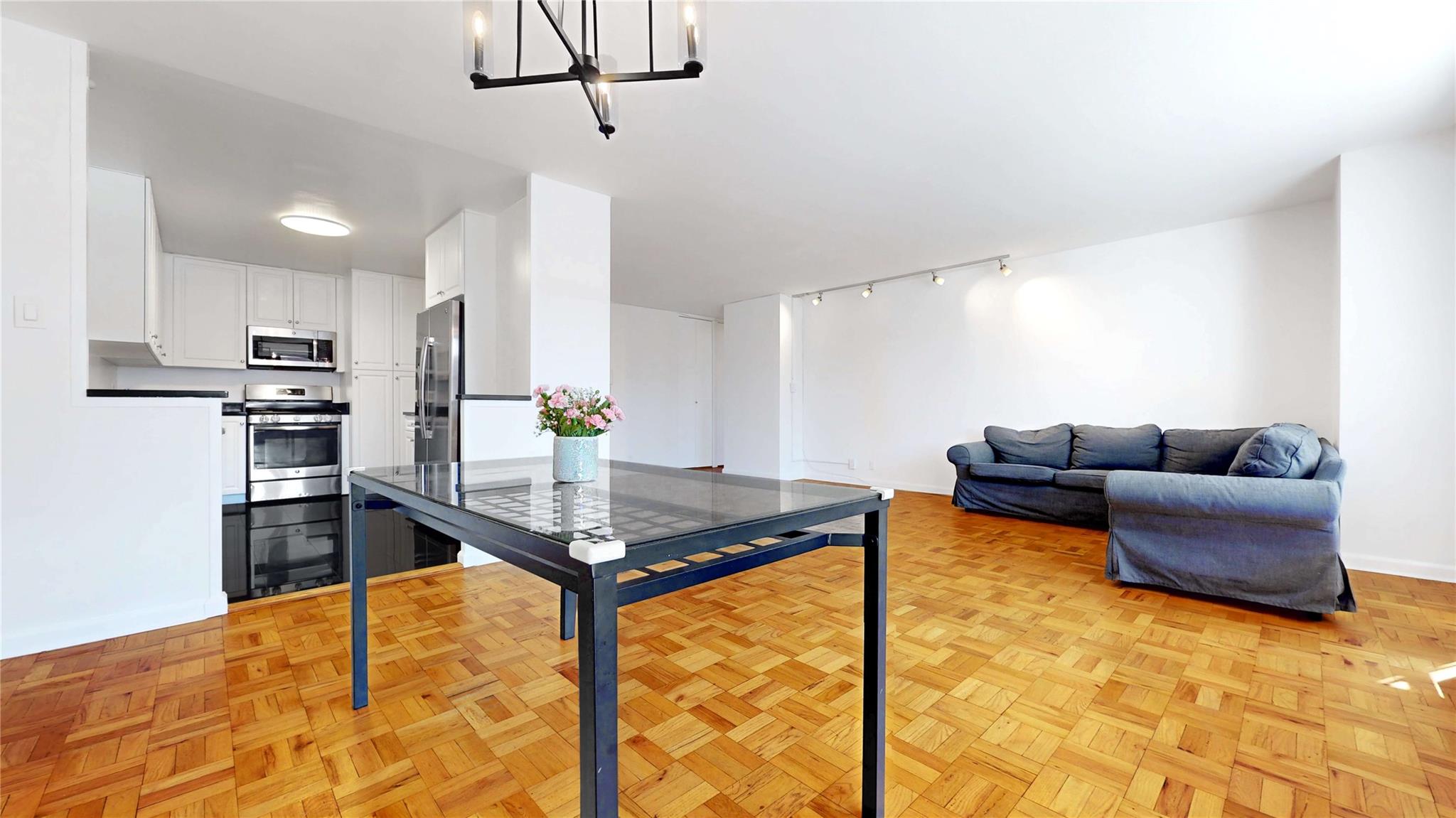 #10 photo, 2500 Johnson Avenue, 布朗士 Bronx , NY 10463