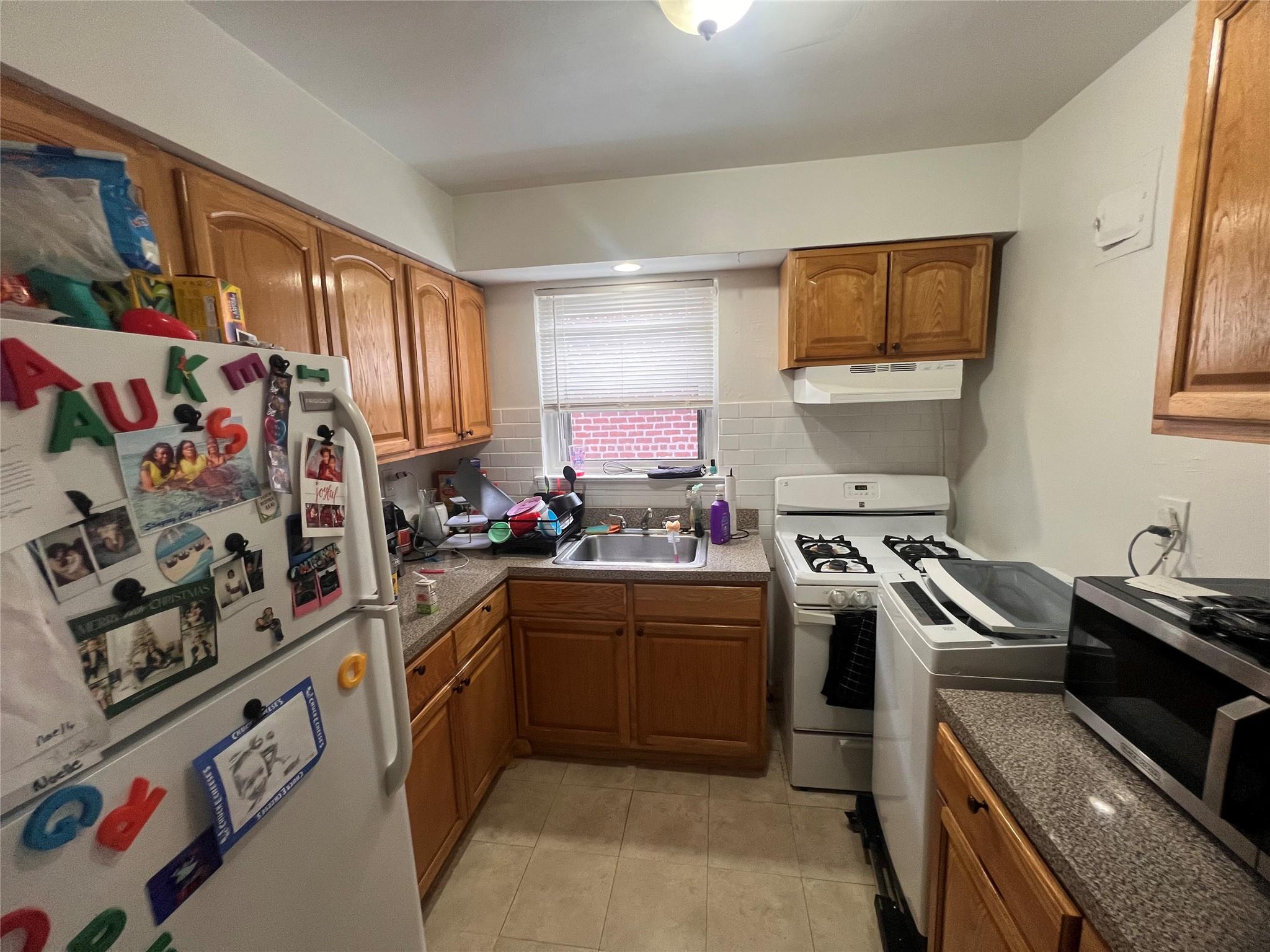 #6 photo, 2834 Harding Avenue, ブロンクス区 Bronx , NY 10465