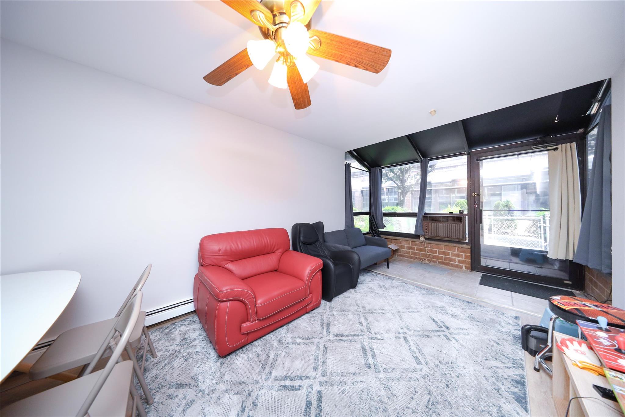 #5 photo, 1205 65th Street, ブルックリン区 Brooklyn , NY 11219