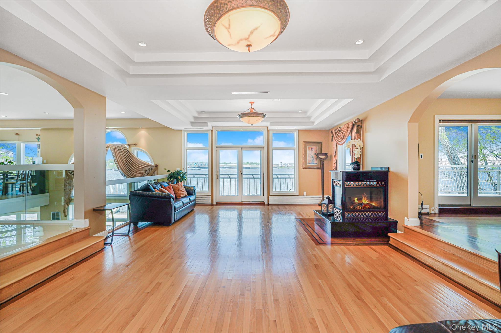 #10 photo, 30 AVIVA Court, スタテンアイランド Staten Island , NY 10307