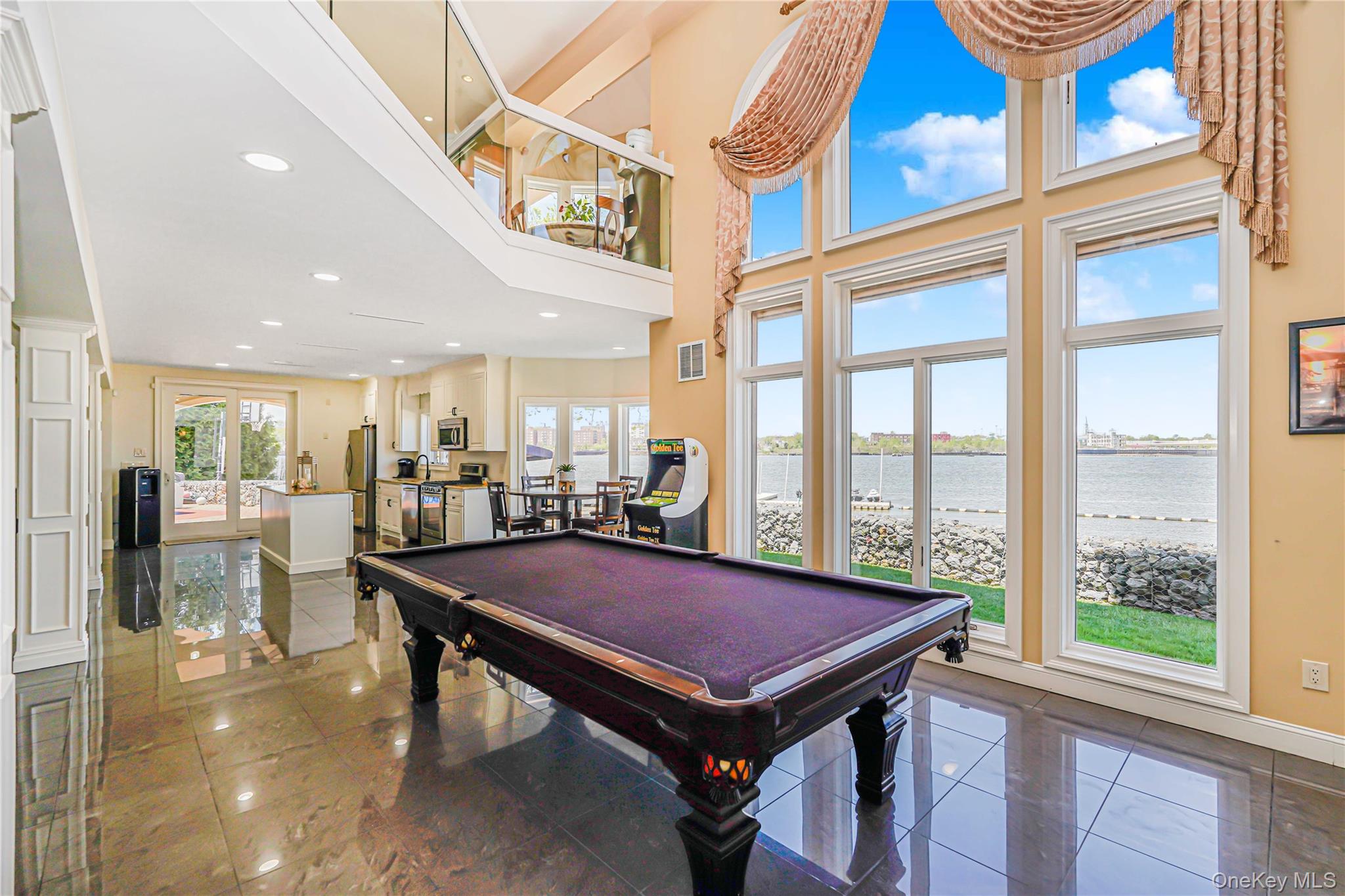 #19 photo, 30 AVIVA Court, スタテンアイランド Staten Island , NY 10307