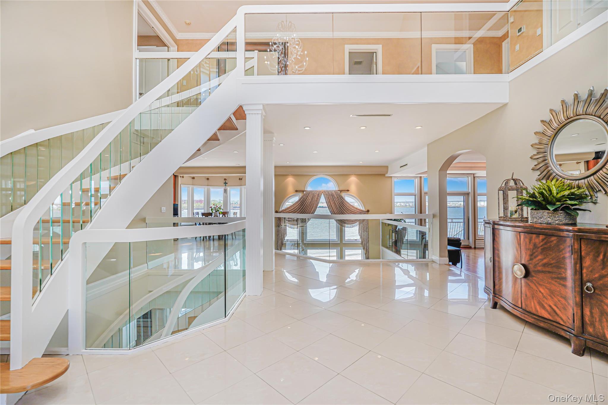 #6 photo, 30 AVIVA Court, スタテンアイランド Staten Island , NY 10307