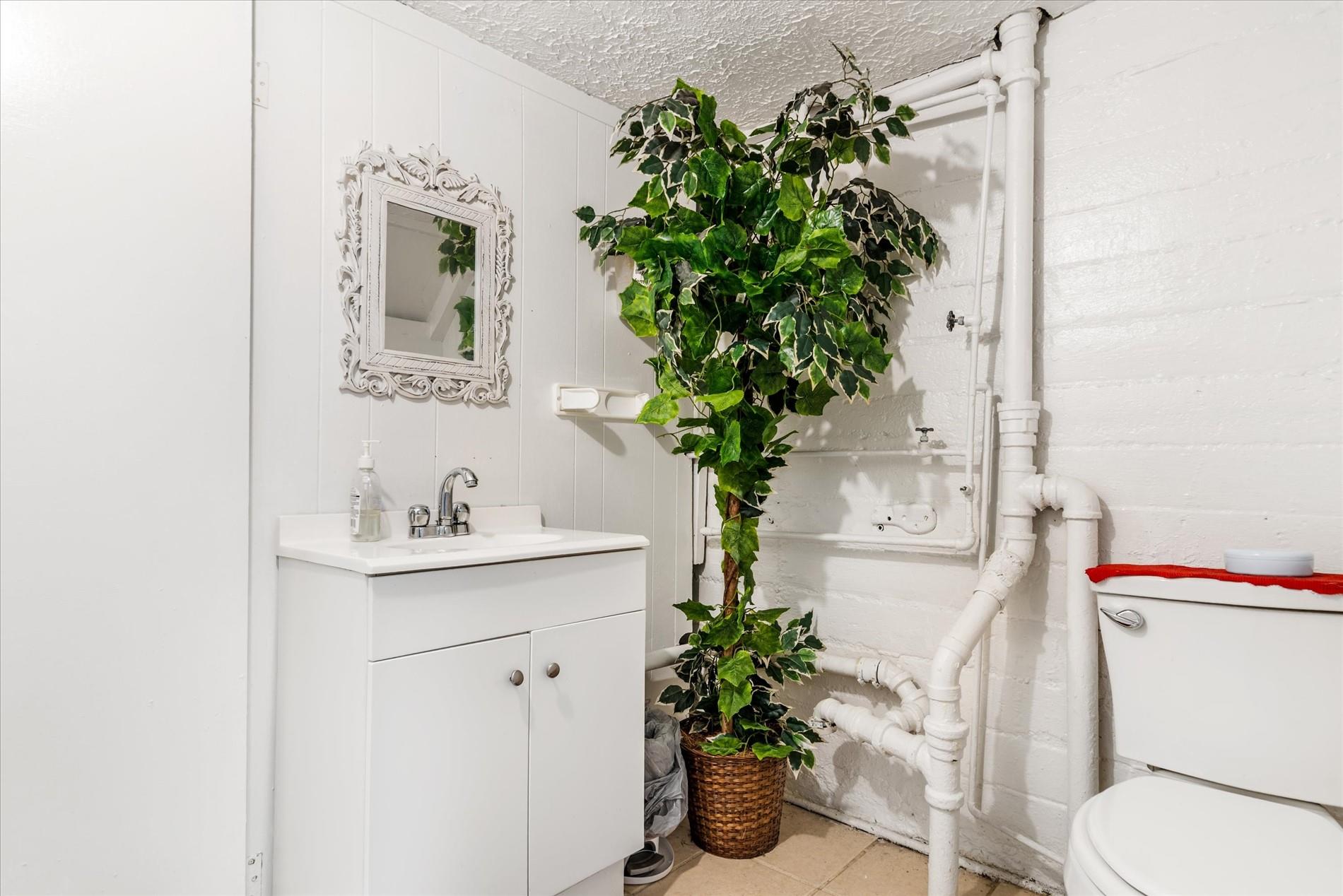 #16 photo, 119-07 Sutphin Boulevard, クイーンズ区 Jamaica , NY 11434