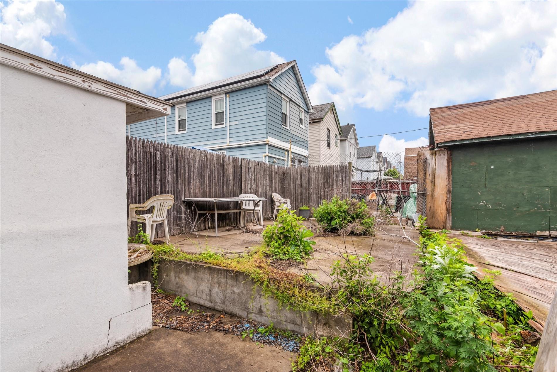 #18 photo, 119-07 Sutphin Boulevard, クイーンズ区 Jamaica , NY 11434