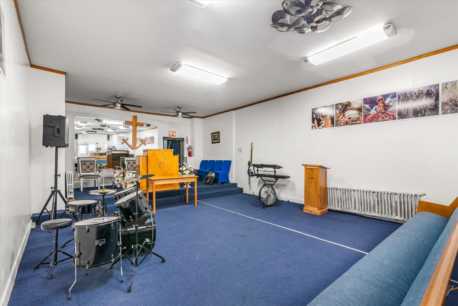 #7 photo, 119-07 Sutphin Boulevard, クイーンズ区 Jamaica , NY 11434