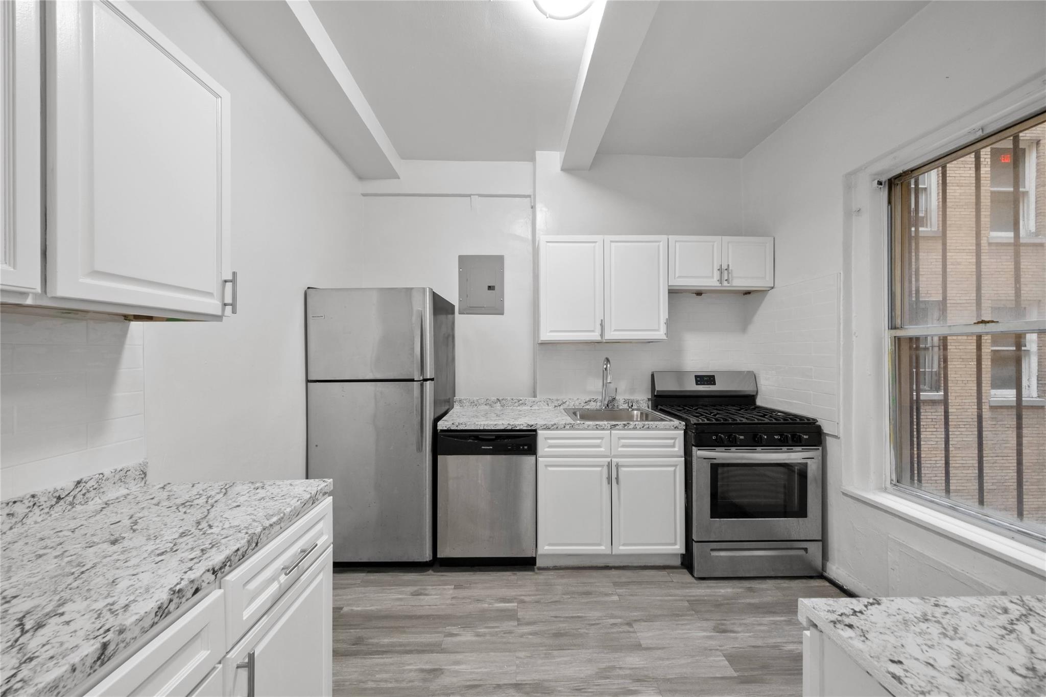 #8 photo, 416 Ocean Avenue, 布鲁克林 Brooklyn , NY 11226