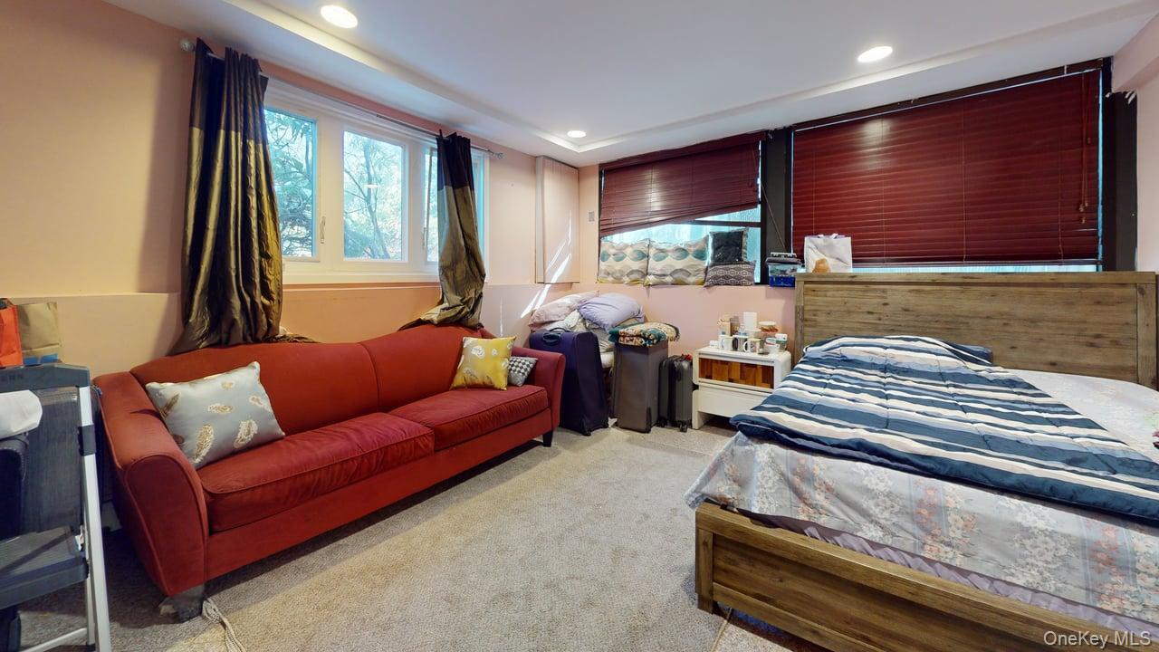 #3 photo, 16 Wildwood Lane, Smithtown , NY 11787