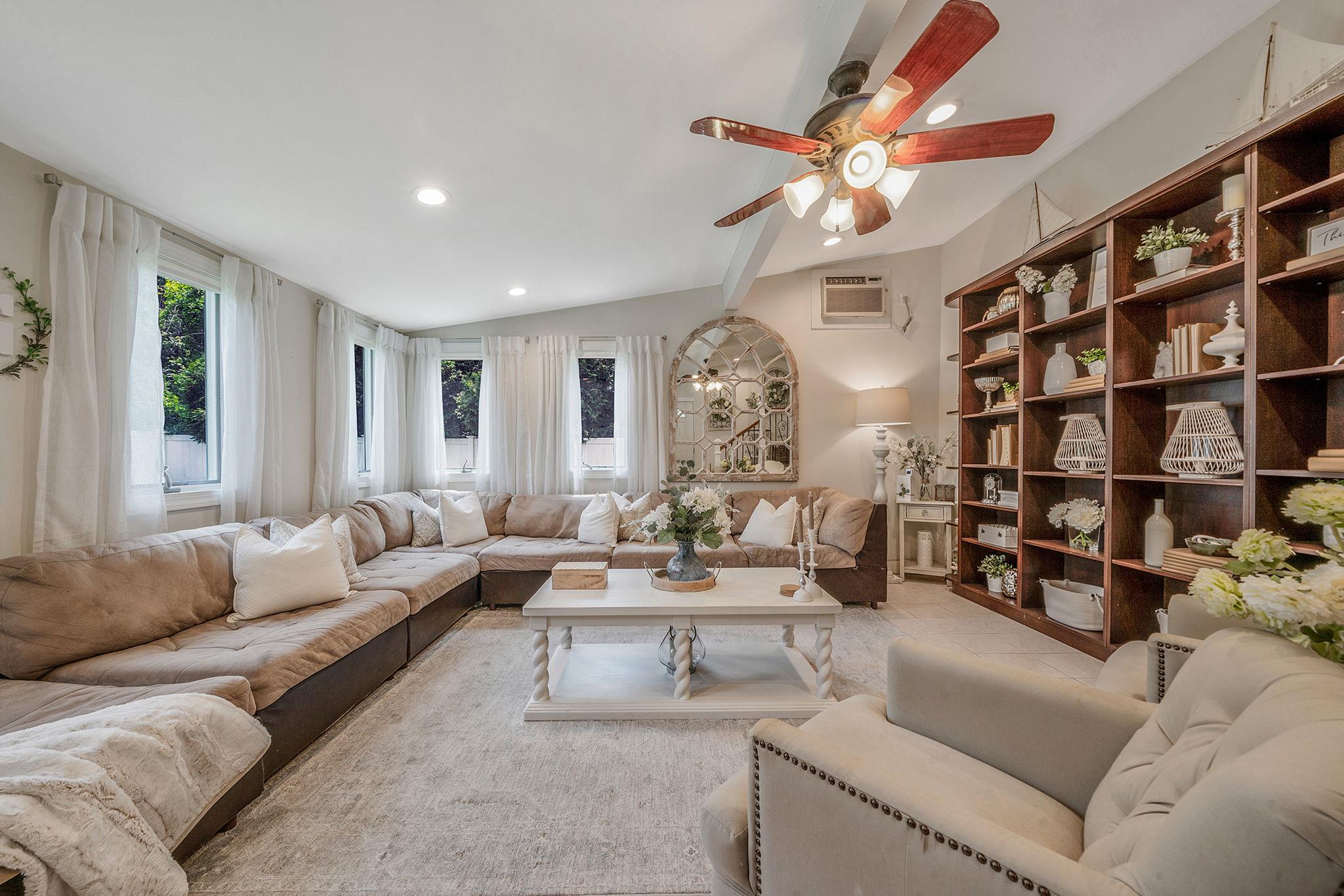 #16 photo, 6 Pine Street, Lake Grove , NY 11755