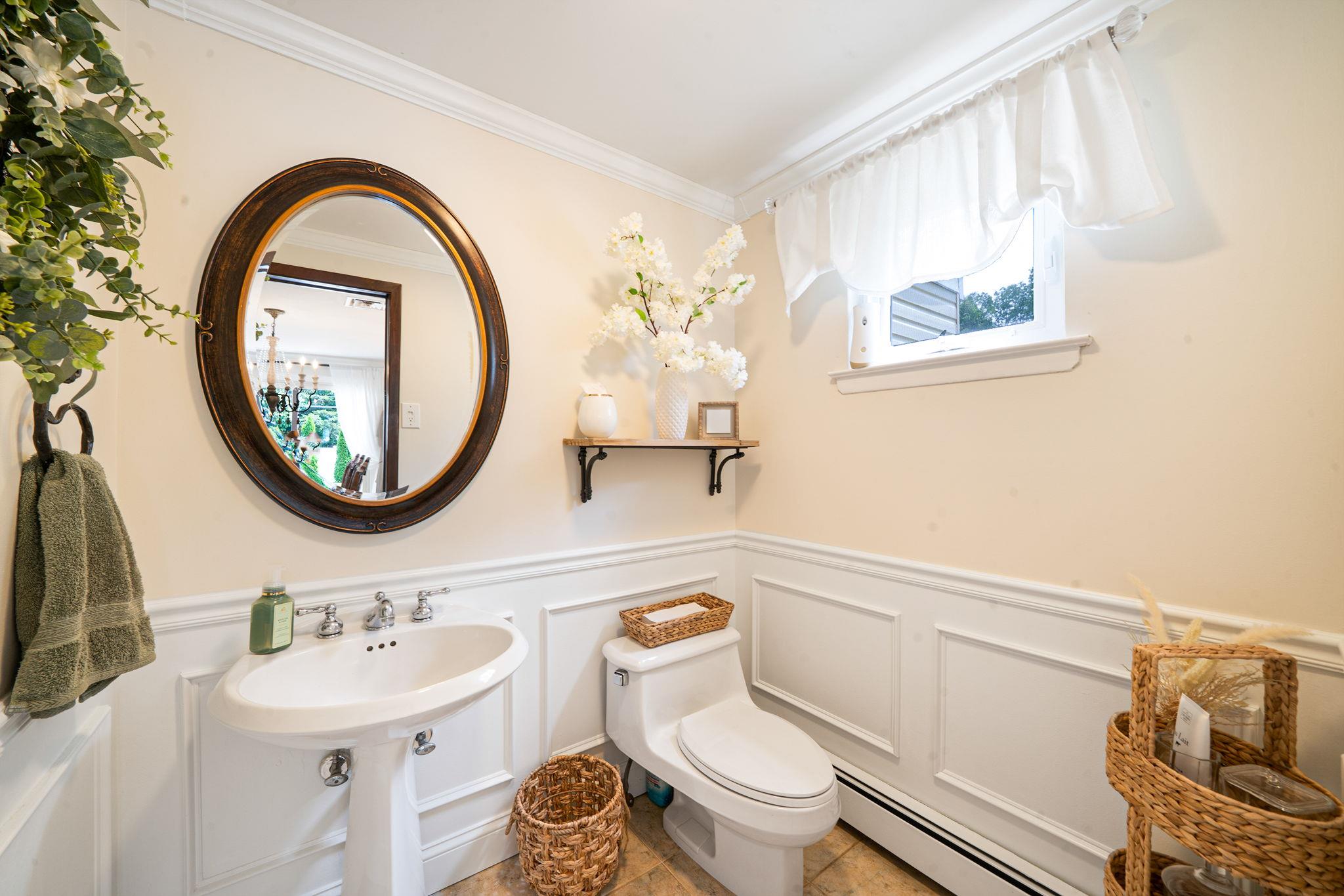 #18 photo, 6 Pine Street, Lake Grove , NY 11755