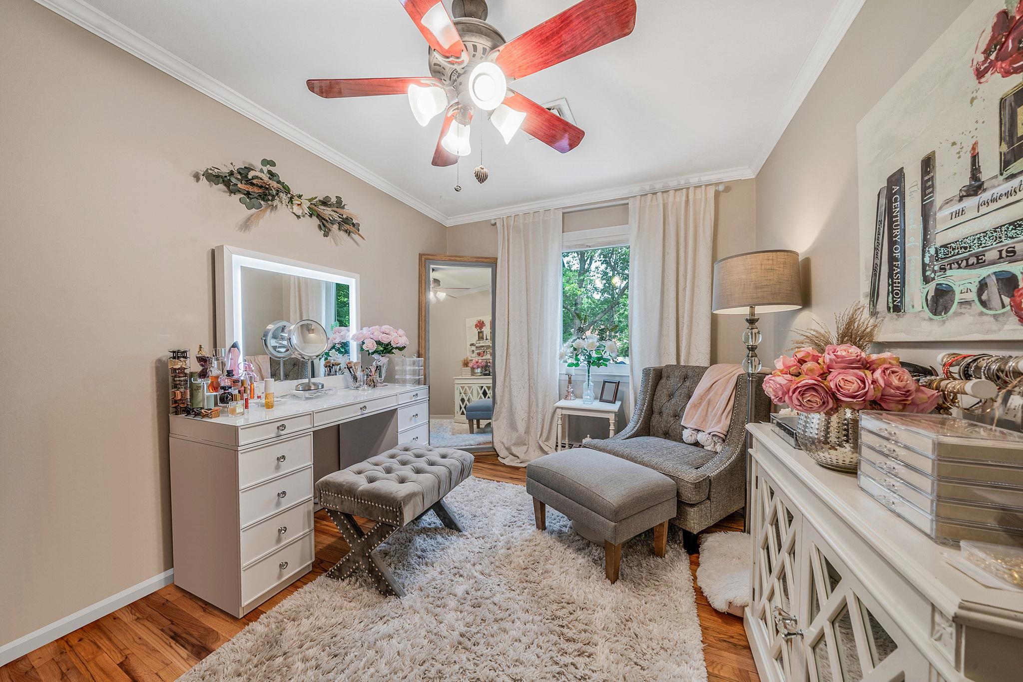 #20 photo, 6 Pine Street, Lake Grove , NY 11755