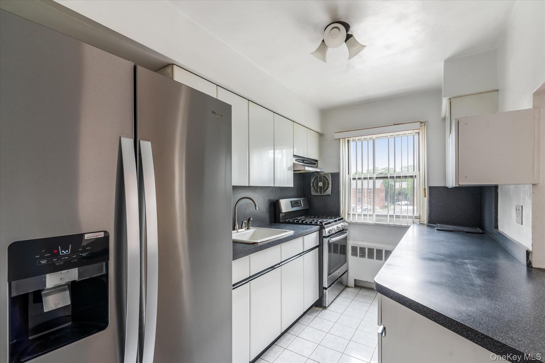 #6 photo, 81-29 156Th Avenue, Howard Beach , NY 11414