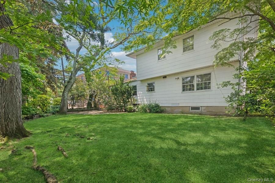 #20 photo, 764 Sherwood Court, מחוז נסאו North Woodmere , NY 11581