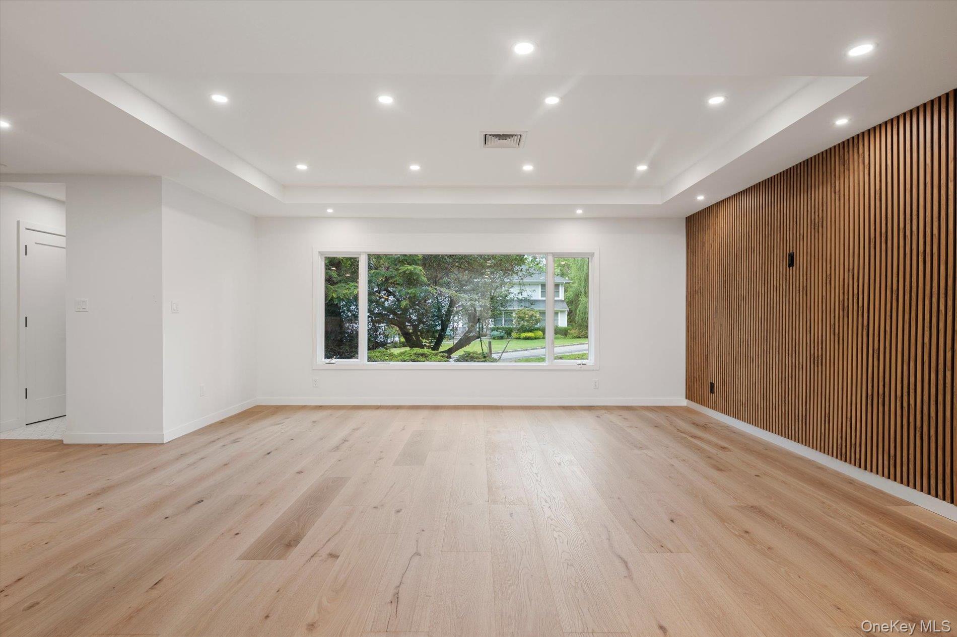 #11 photo, 8 Junard Drive, ナッソー郡 Roslyn , NY 11576