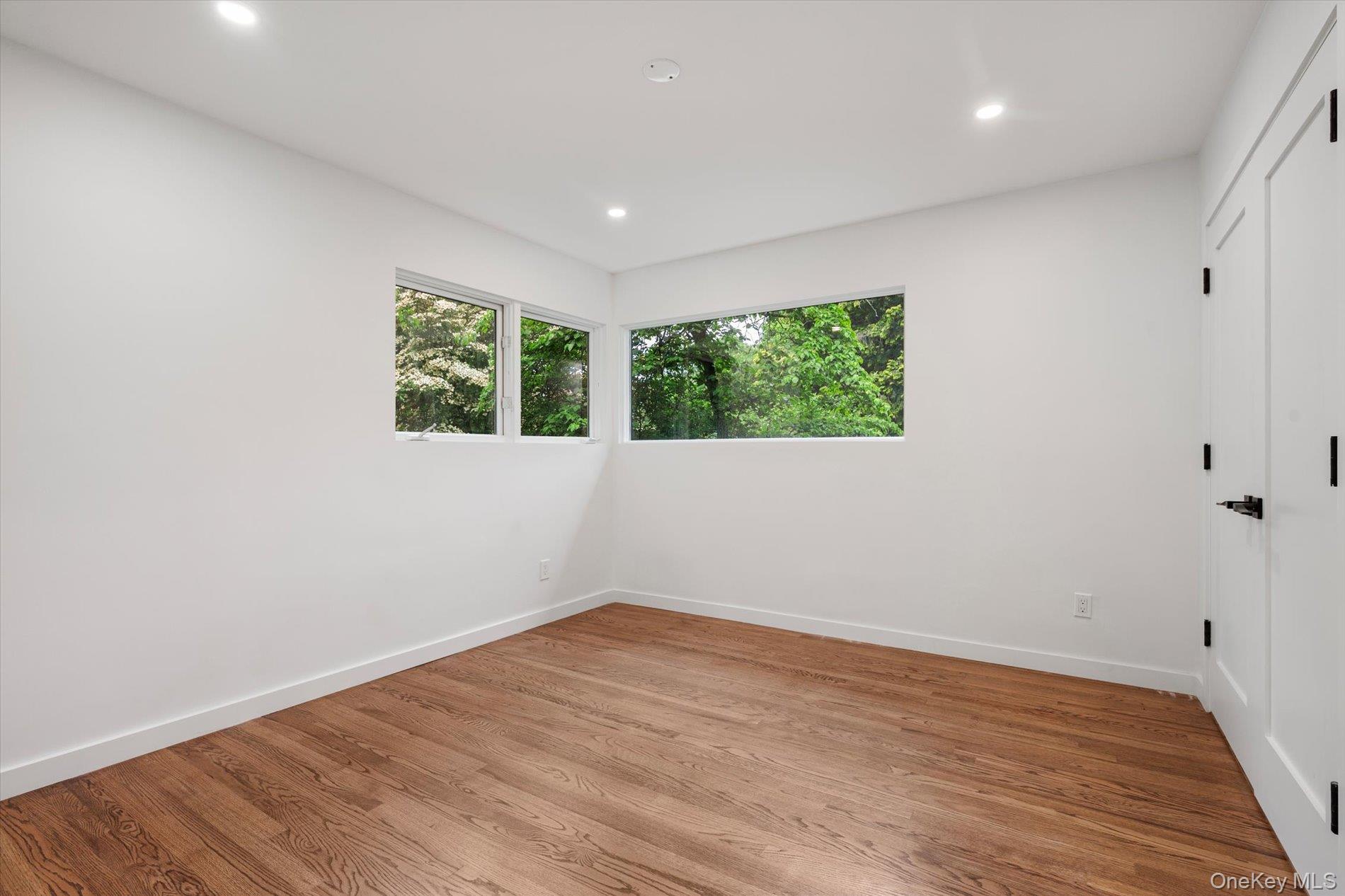 #19 photo, 8 Junard Drive, ナッソー郡 Roslyn , NY 11576