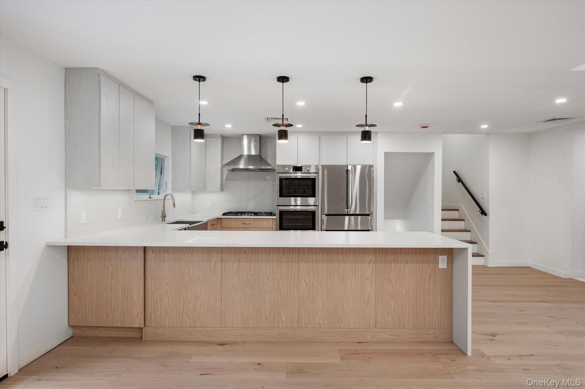 #7 photo, 8 Junard Drive, ナッソー郡 Roslyn , NY 11576