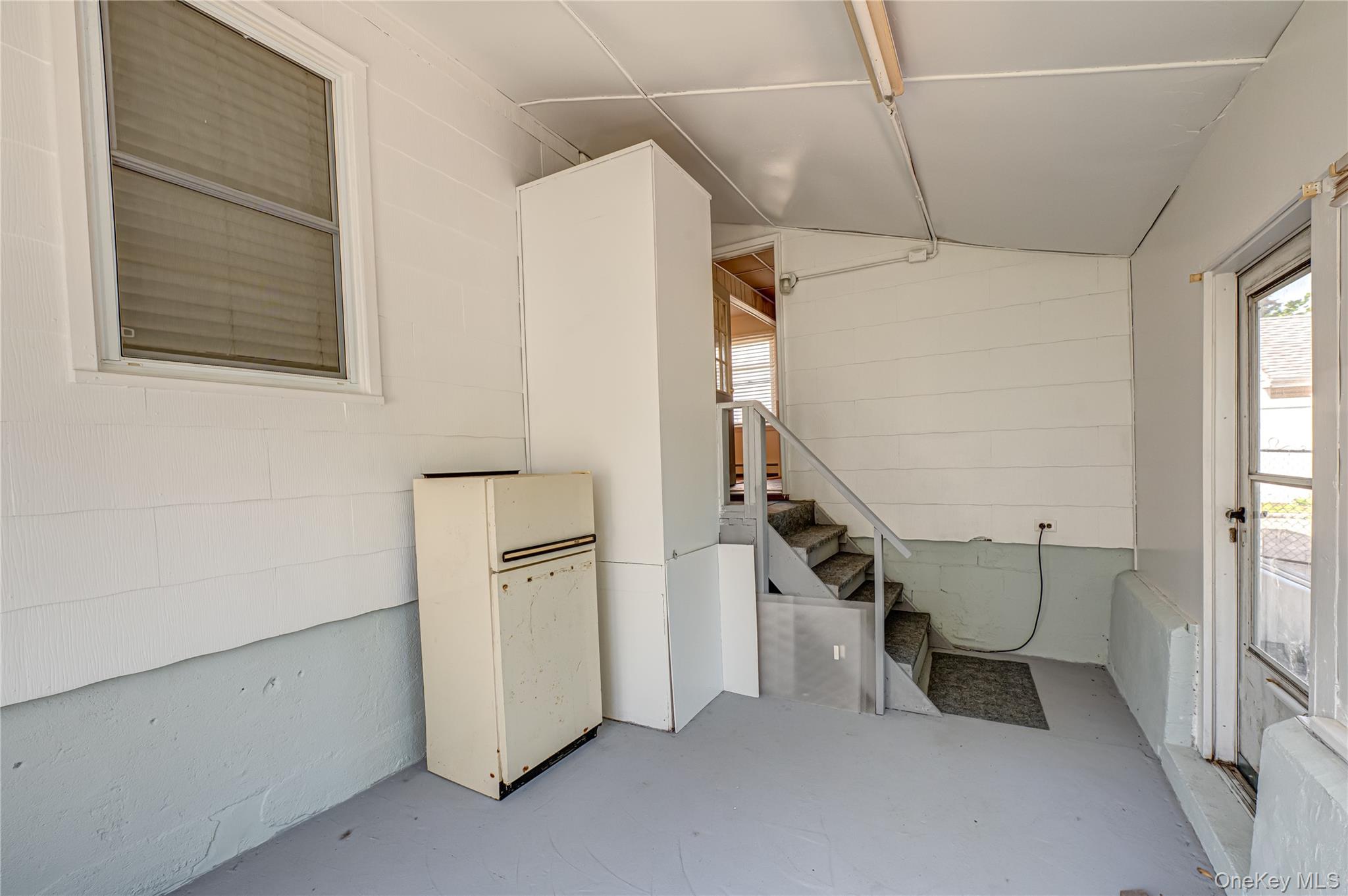 #16 photo, 926 9th Street, サフォーク郡 West Babylon , NY 11704