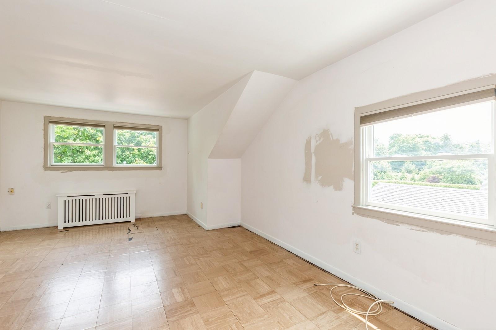 #17 photo, 15 Orchard Road, East Patchogue , NY 11772