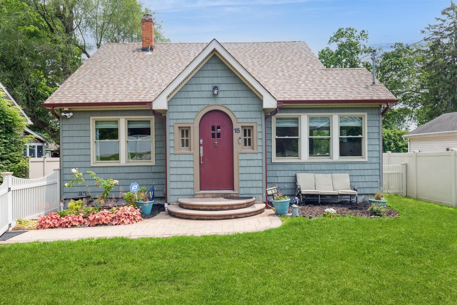 #3 photo, 15 Orchard Road, East Patchogue , NY 11772