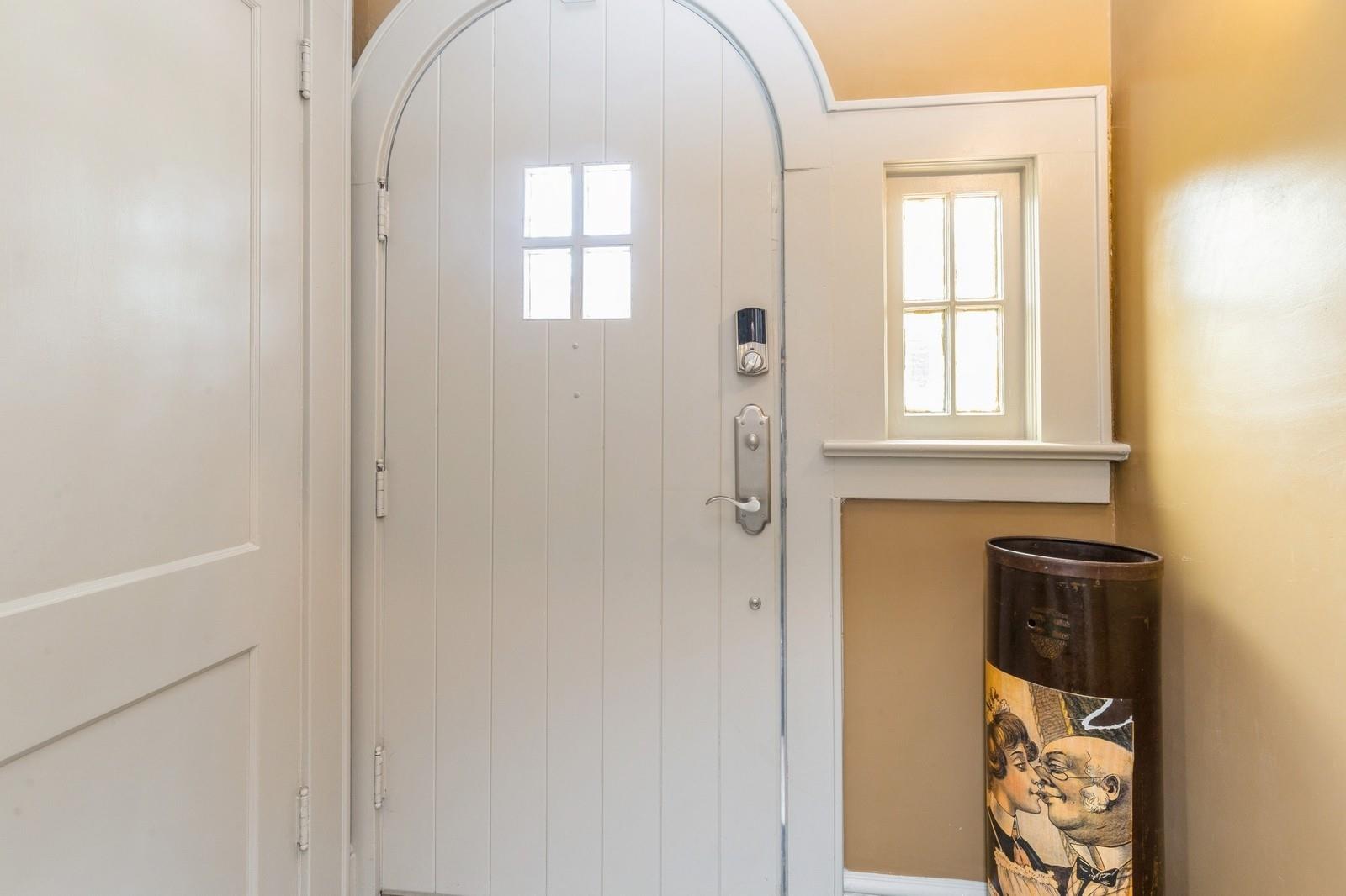 #4 photo, 15 Orchard Road, East Patchogue , NY 11772