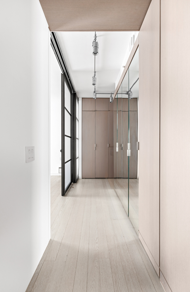 #8 photo, 100 W 58TH Street, マンハッタン Central Park South , NY 10019