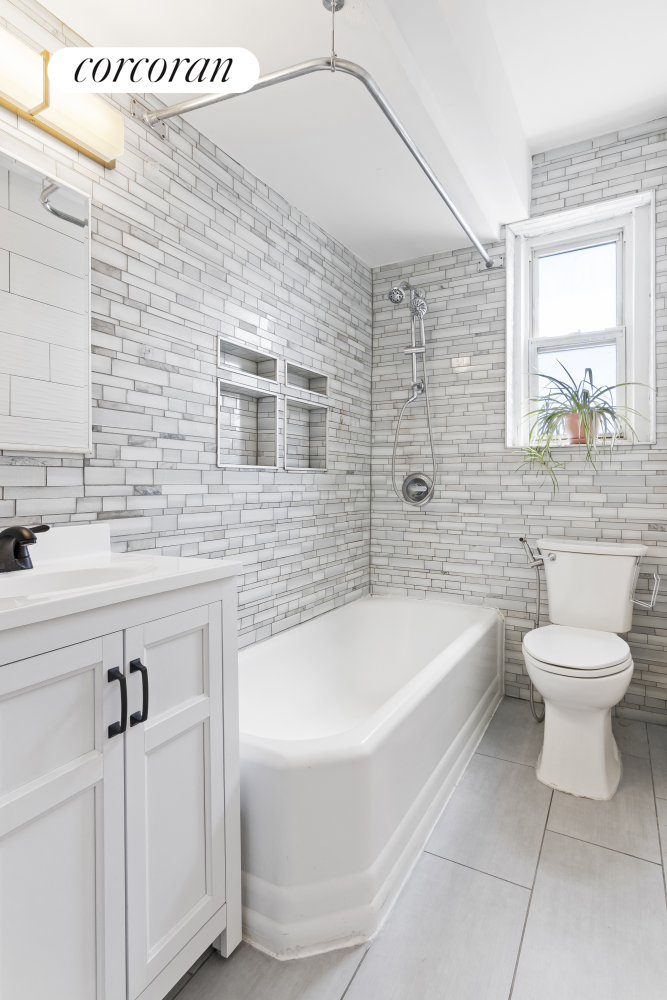 #5 photo, 140 E 2ND Street, ブルックリン区 Windsor Terrace , NY 11218