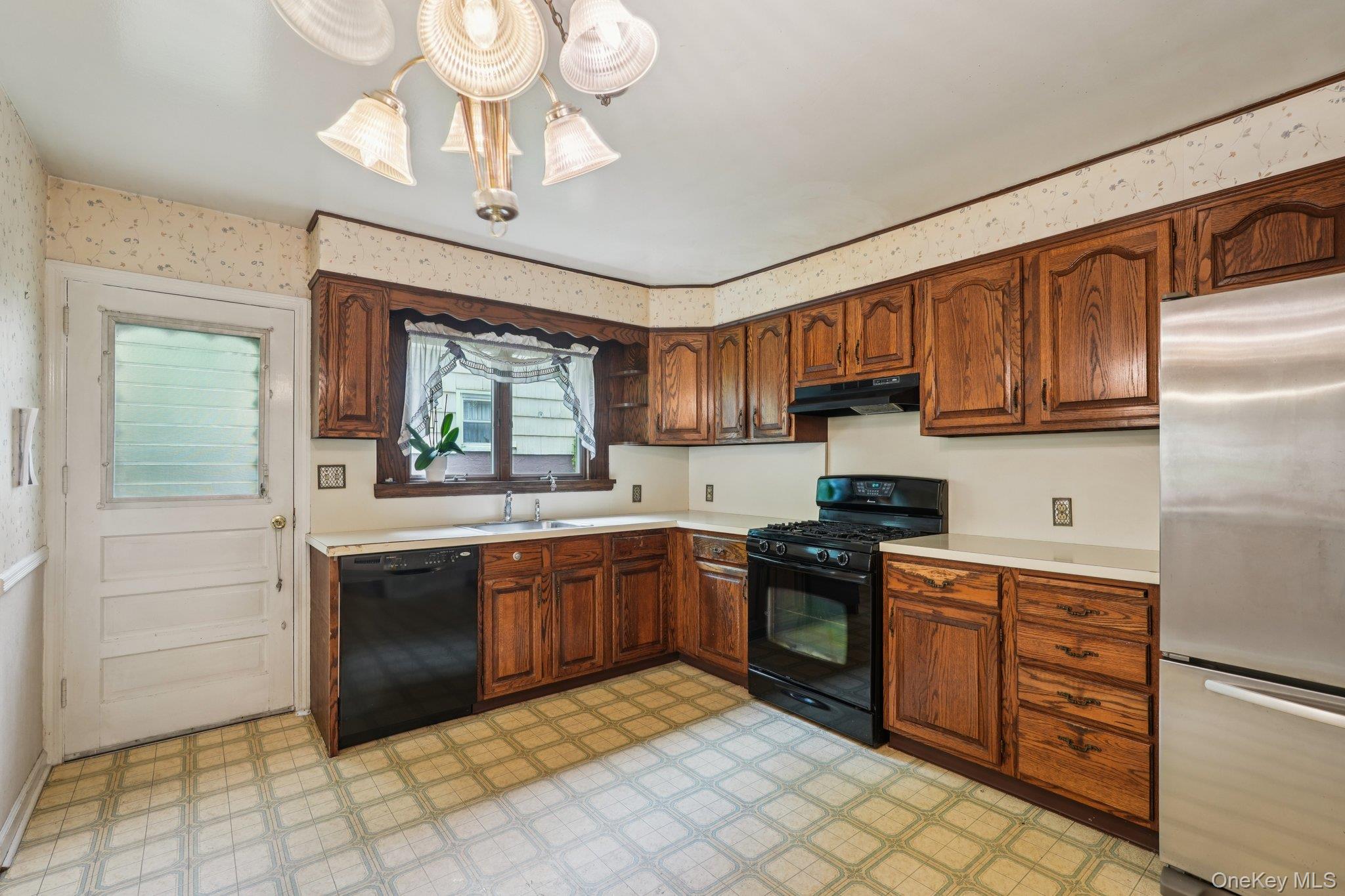 #13 photo, 316 Pennsylvania Avenue, Tuckahoe , NY 10707