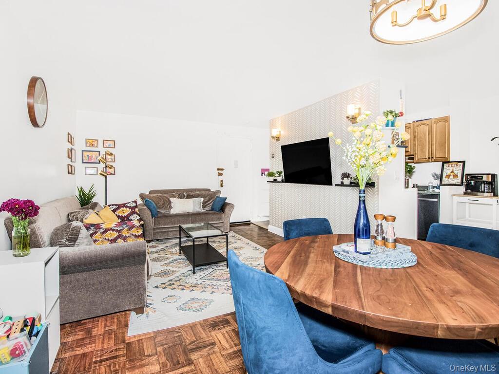 #9 photo, 505 Central Avenue, White Plains , NY 10606