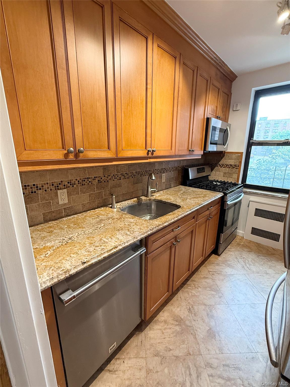 #3 photo, 25-40 Union Street, クイーンズ区 Flushing , NY 11354