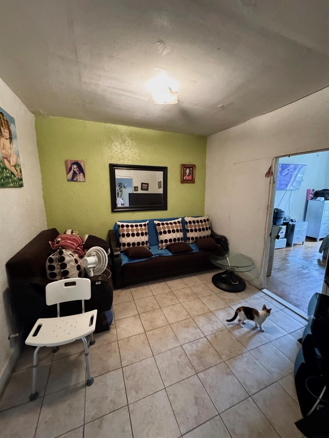 #6 photo, 95-18 Jamaica Avenue, كوينز Woodhaven , NY 11421