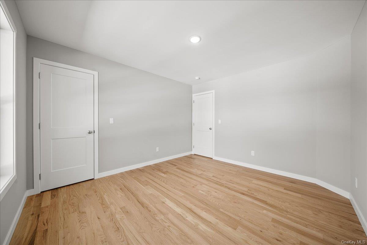 #17 photo, 8 Fourth  Lot 10 Avenue, サフォーク郡 Centereach , NY 11720