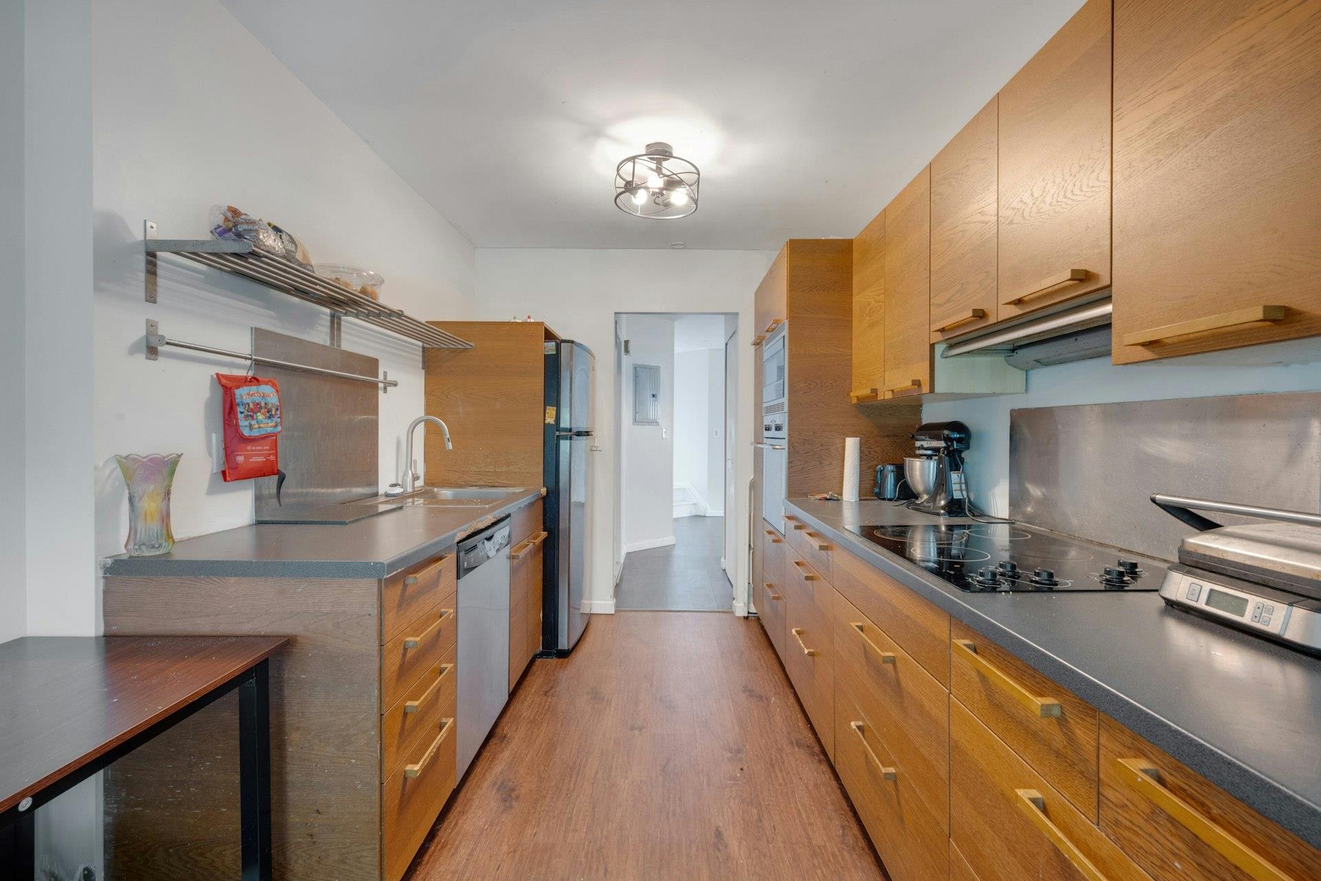 #11 photo, 50 Dekalb Avenue, White Plains , NY 10605