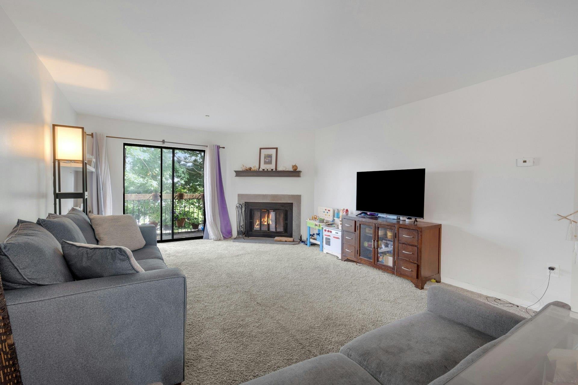 #3 photo, 50 Dekalb Avenue, White Plains , NY 10605