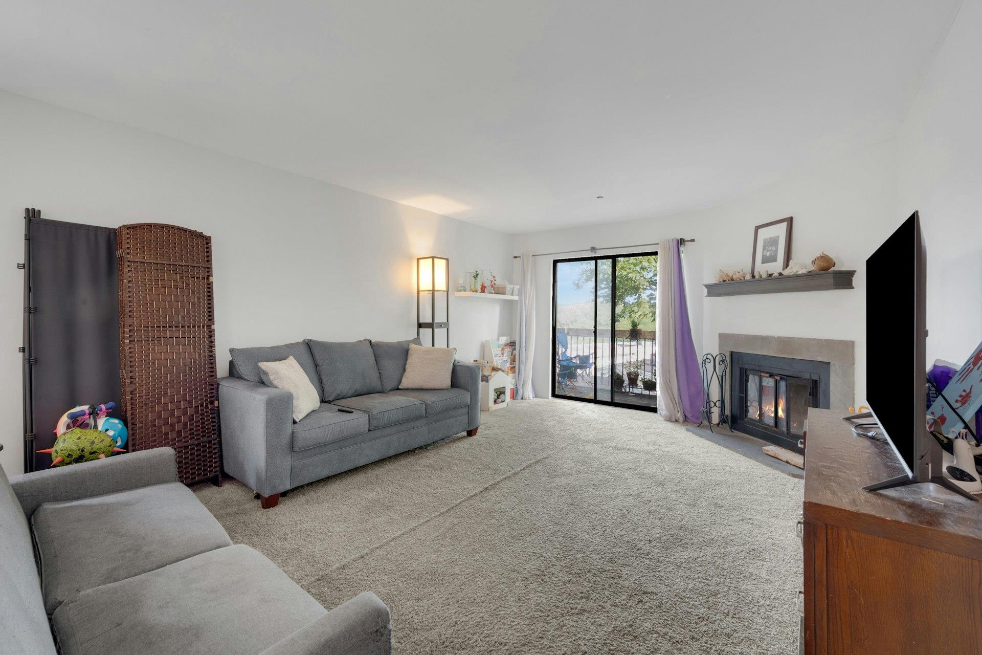 #4 photo, 50 Dekalb Avenue, White Plains , NY 10605