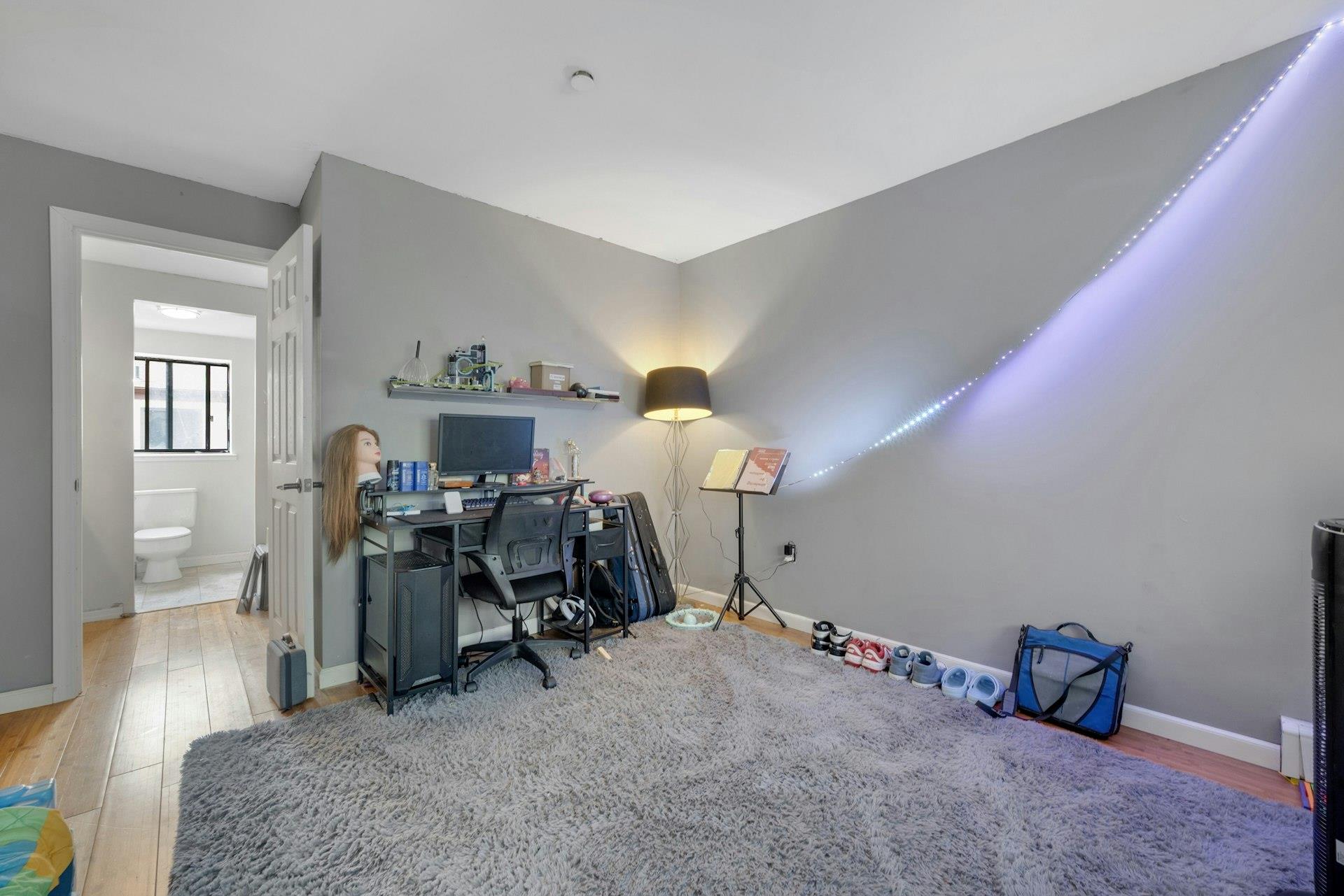 #7 photo, 50 Dekalb Avenue, White Plains , NY 10605