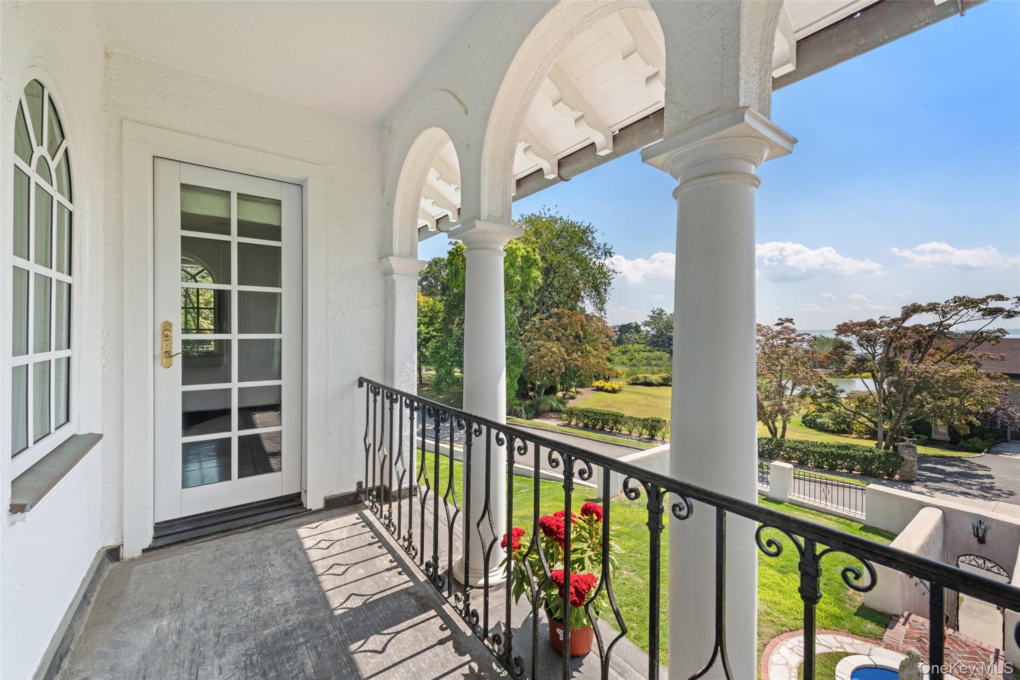 #19 photo, 514 Alda Road, Mamaroneck , NY 10543