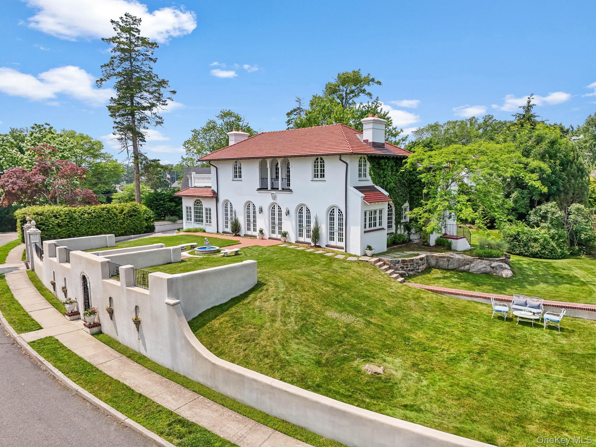 #4 photo, 514 Alda Road, Mamaroneck , NY 10543