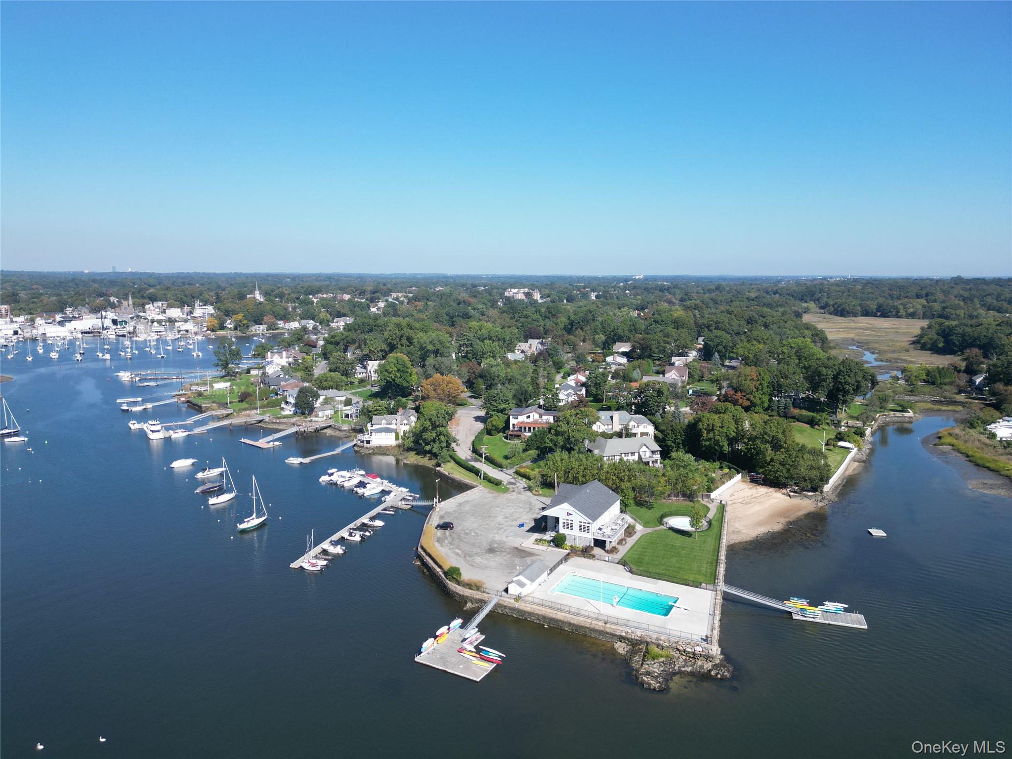 #6 photo, 514 Alda Road, Mamaroneck , NY 10543