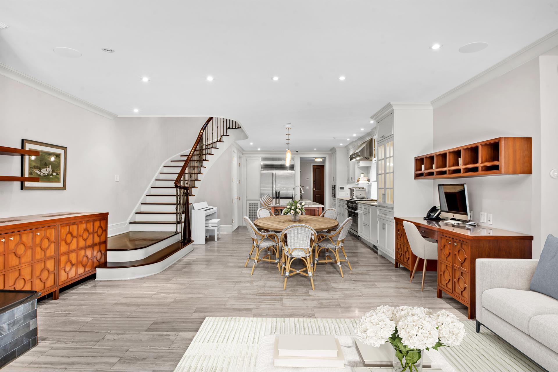 #7 photo, 435 E 87TH Street, マンハッタン Yorkville , NY 10128