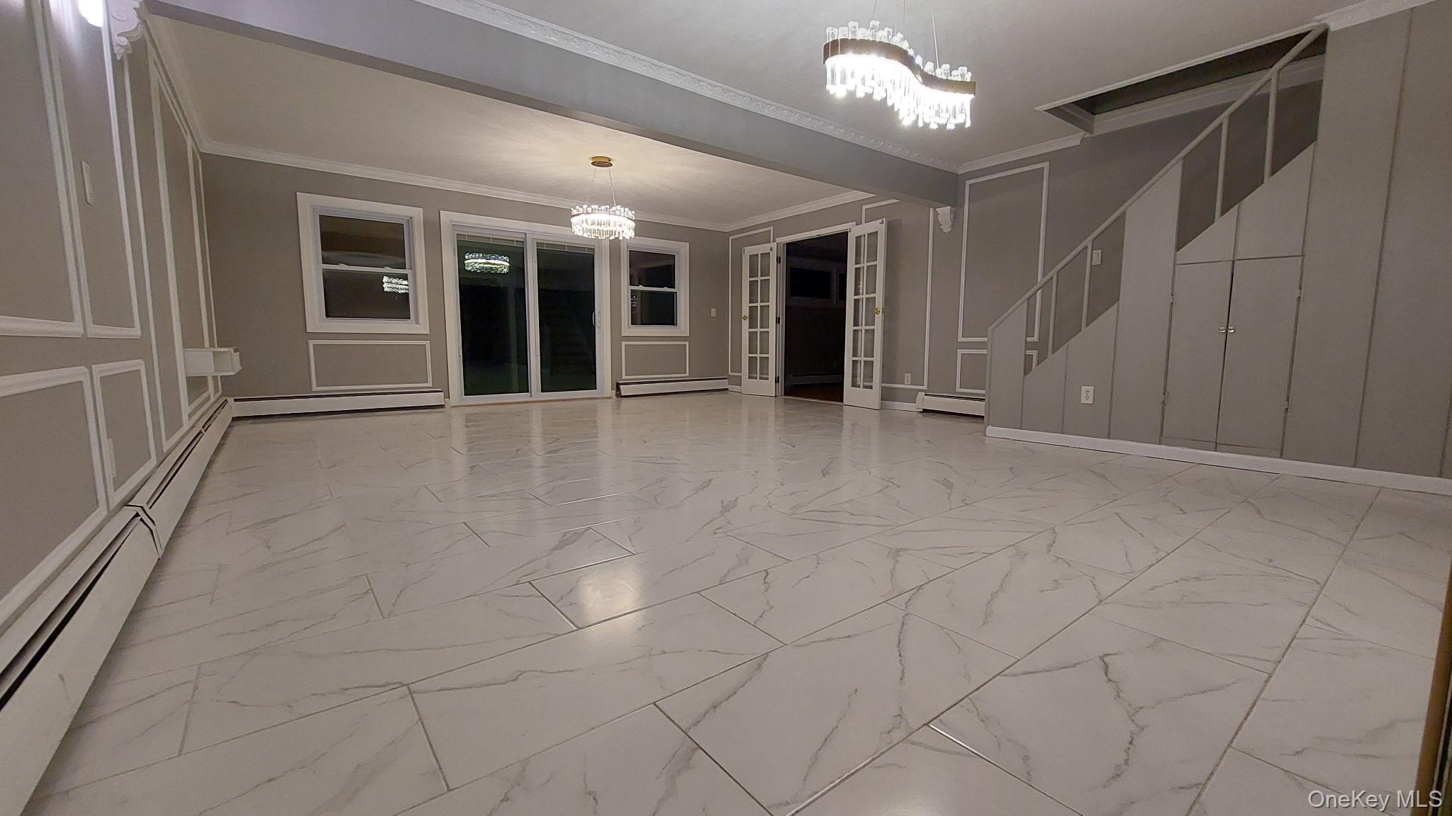 #15 photo, 95 Lantern Road, ナッソー郡 Hicksville , NY 11801