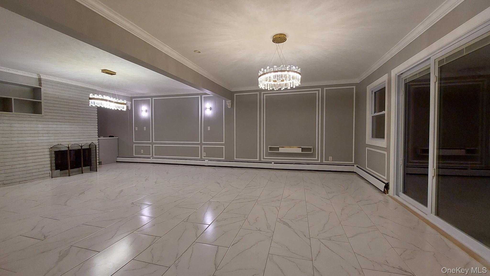 #16 photo, 95 Lantern Road, ナッソー郡 Hicksville , NY 11801