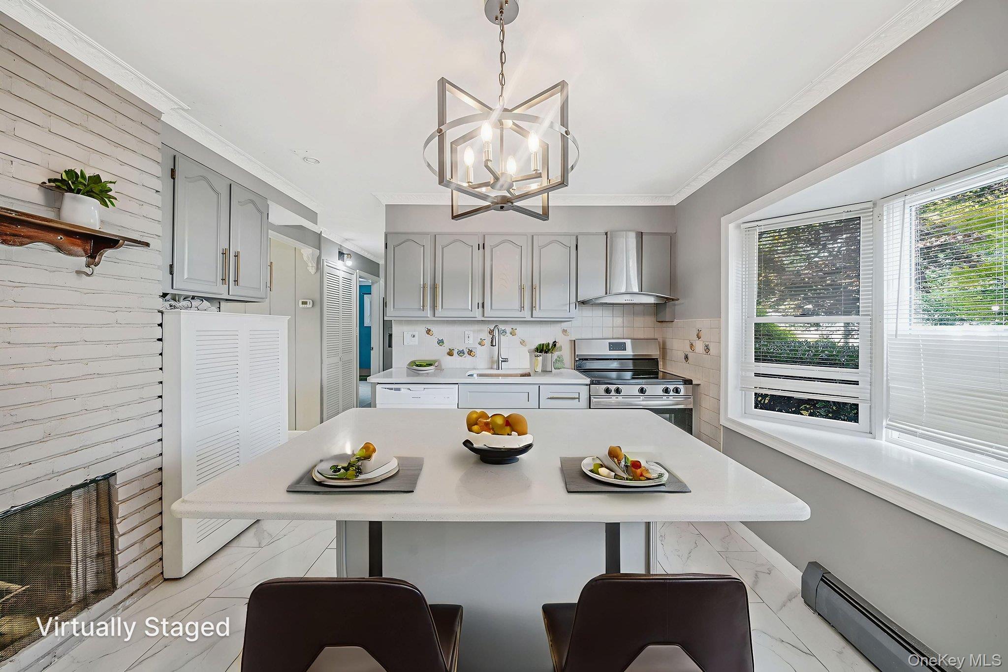 #4 photo, 95 Lantern Road, ナッソー郡 Hicksville , NY 11801