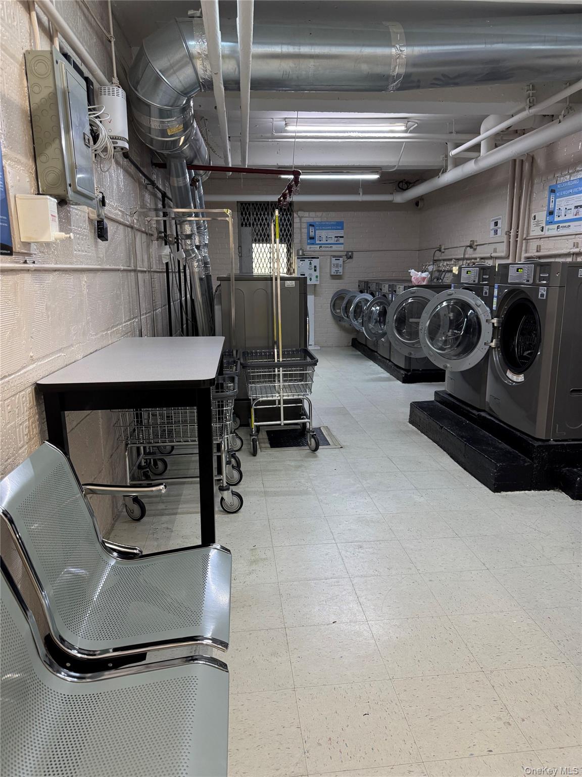 #10 photo, 87-56 Francis Lewis Blvd, クイーンズ区 Queens Village , NY 11427