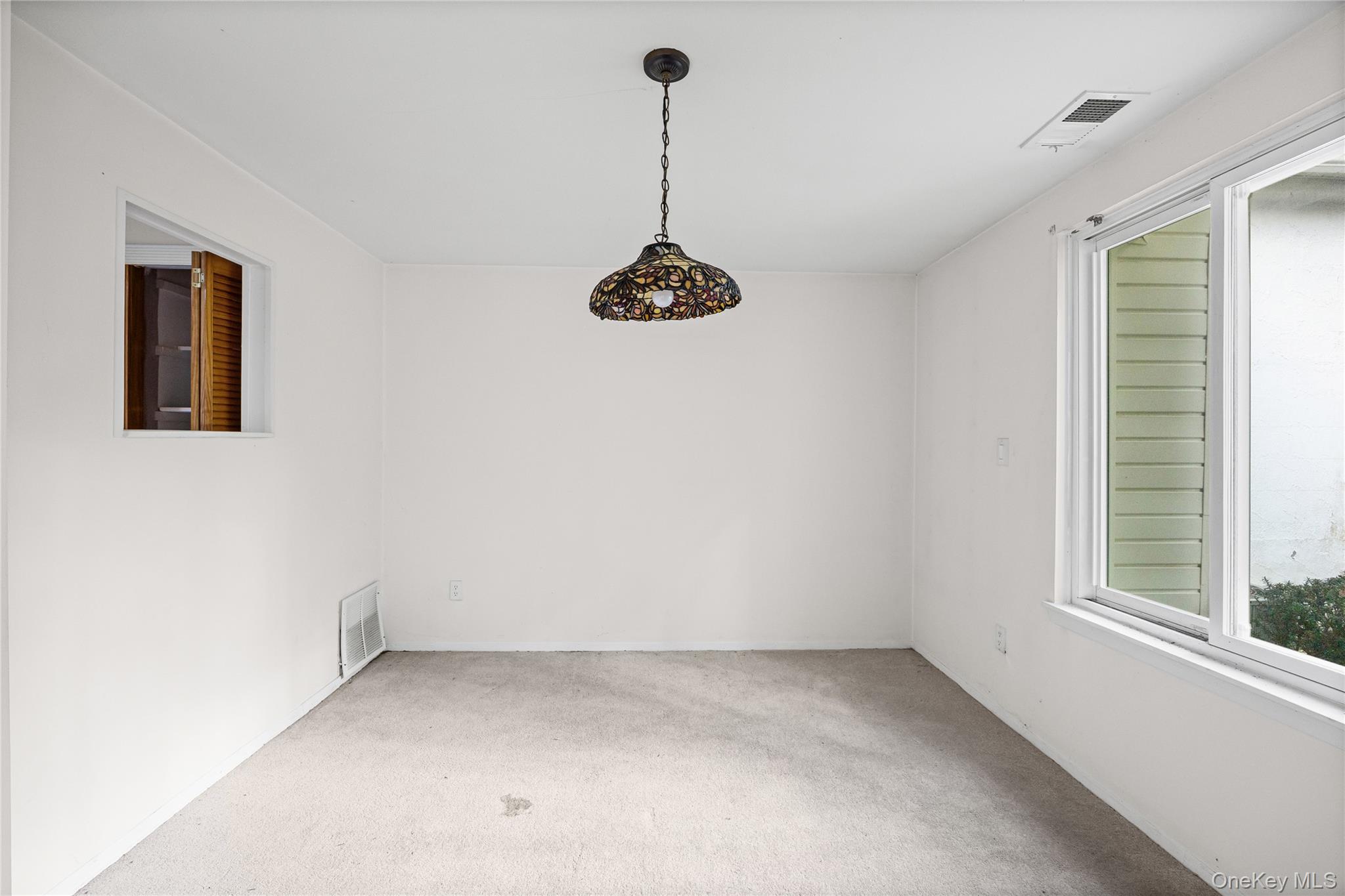 #10 photo, 269 Brettonwoods Drive, サフォーク郡 Coram , NY 11727