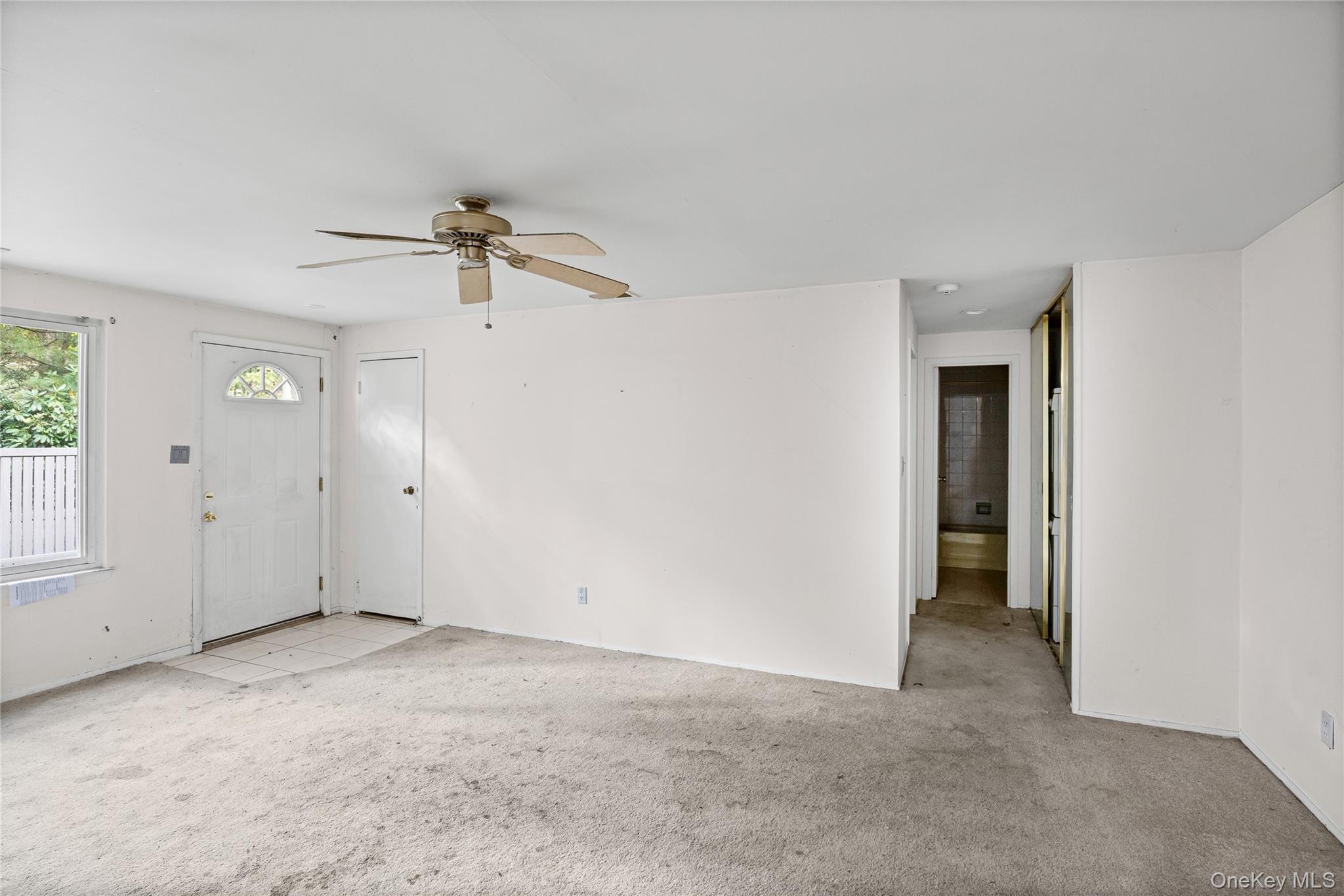 #13 photo, 269 Brettonwoods Drive, サフォーク郡 Coram , NY 11727