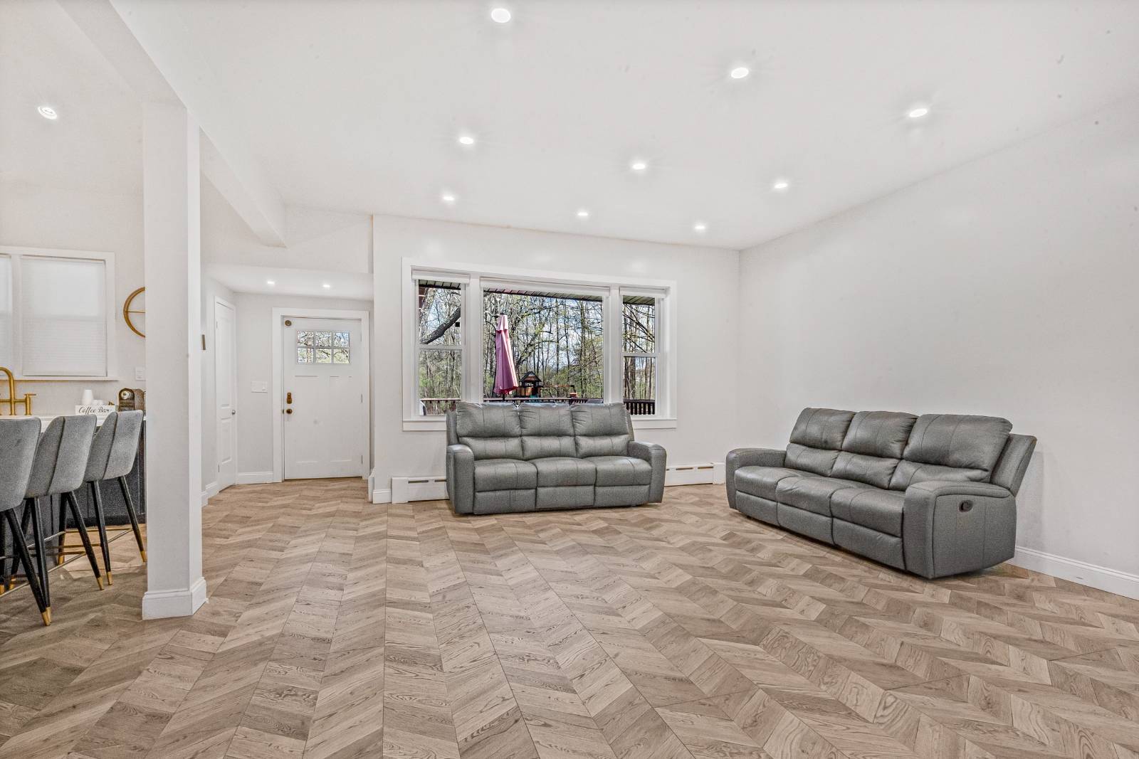 #5 photo, 3 Coleman St, Woodridge , NY 12789