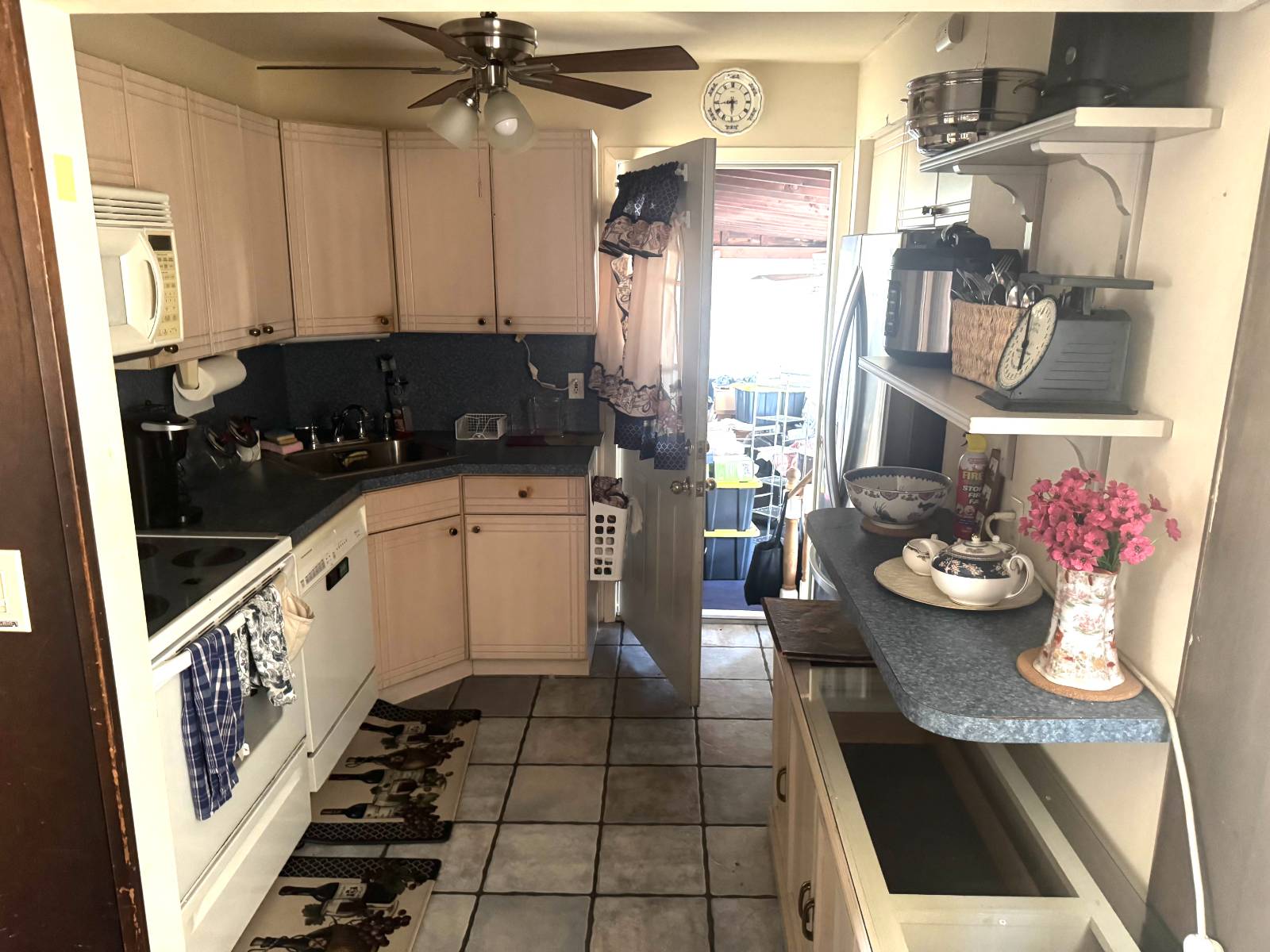 #8 photo, 838 TERRY COURT, ナッソー郡 Uniondale , NY 11553