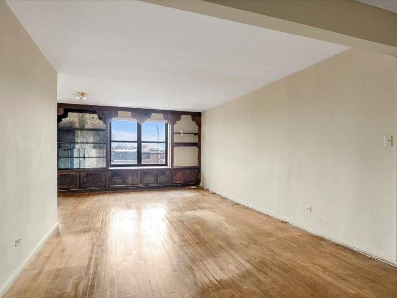 #3 photo, 877 Bay Ridge Ave, #3H, ブルックリン区 Dyker Heights , NY 11220