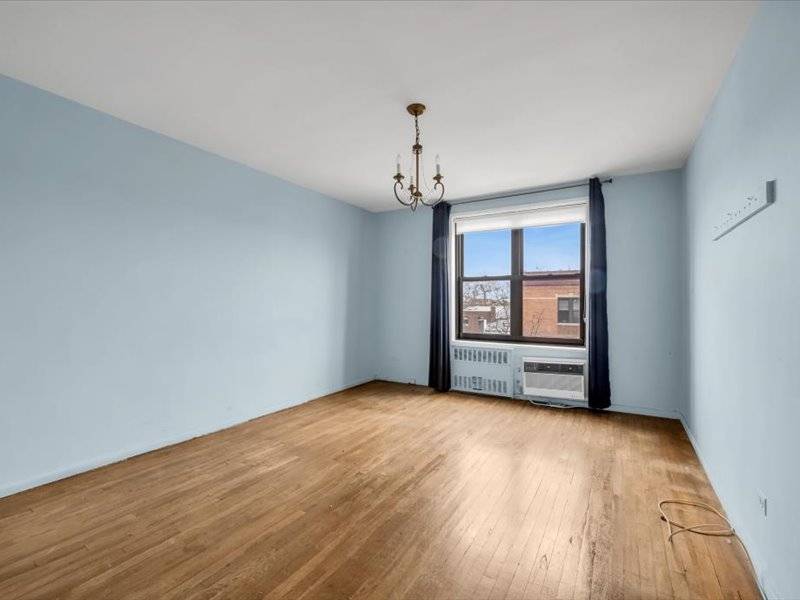 #9 photo, 877 Bay Ridge Ave, #3H, ブルックリン区 Dyker Heights , NY 11220