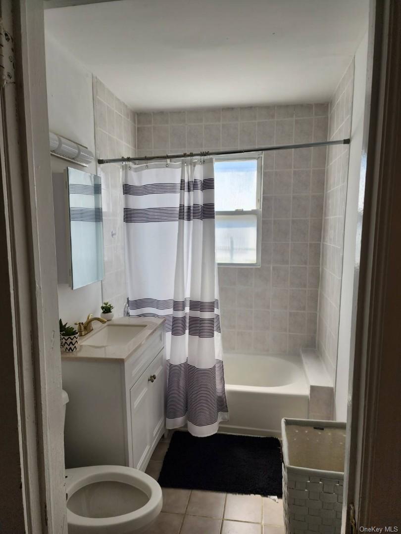 #7 photo, 832 Calhoun Avenue, ब्रोंक्स Bronx , NY 10465